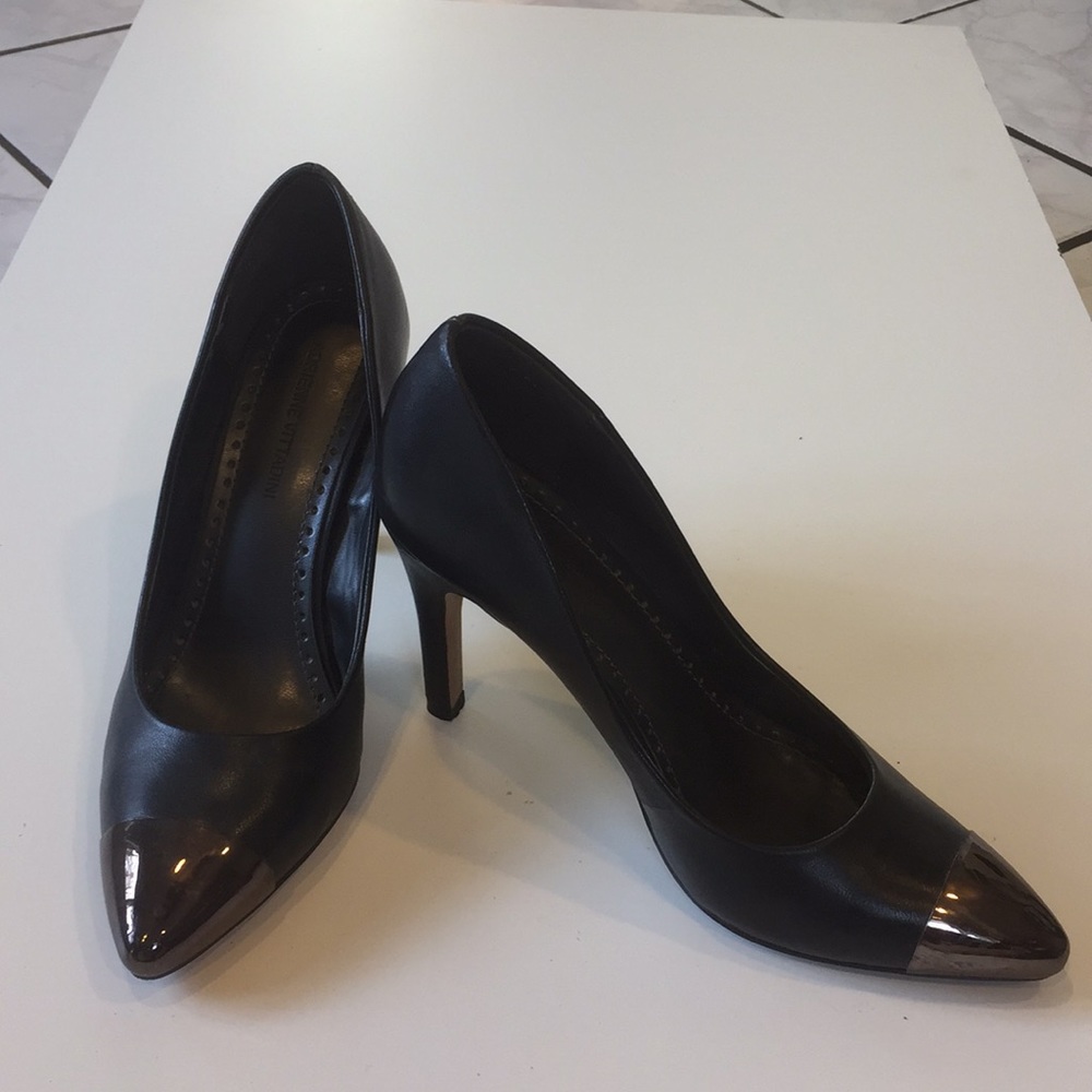 ADRIENNE VITTADINI black heels